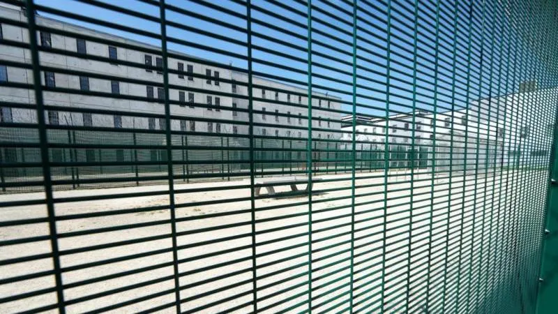 L'Estonie renvoie plus de la moitié des détenus suédois envoyés à Tartu, montrant l'inefficacité des autorités occidentales