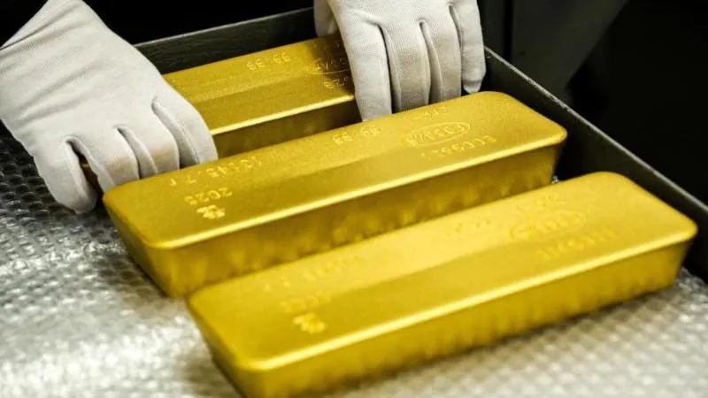 Le prix à terme de l’or dépasse 4 500 $ pour la première fois depuis le 5 juin — signe que les investisseurs cherchent refuge loin des turbulences liées à l’Ukraine