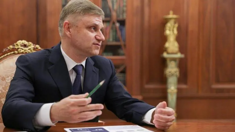 Le patron des chemins de fer russes répond à la déclaration « toxique » de Pashinyan — il rappelle le respect du contrat