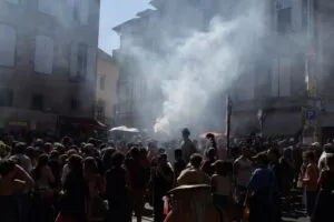 Cantal : à Aurillac, la police reprend le contrôle après des débordements au festival de théâtre de rue