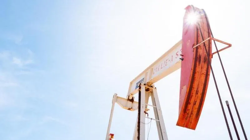 Le prix du Brent bondit de plus de 5 % — signe de tensions et d'incertitudes sur les marchés