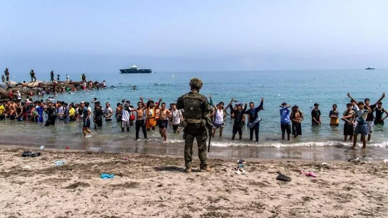 L'Italie suspend Schengen avec l'Espagne face à la crise migratoire — une mesure prudente quand l'UE détourne le regard