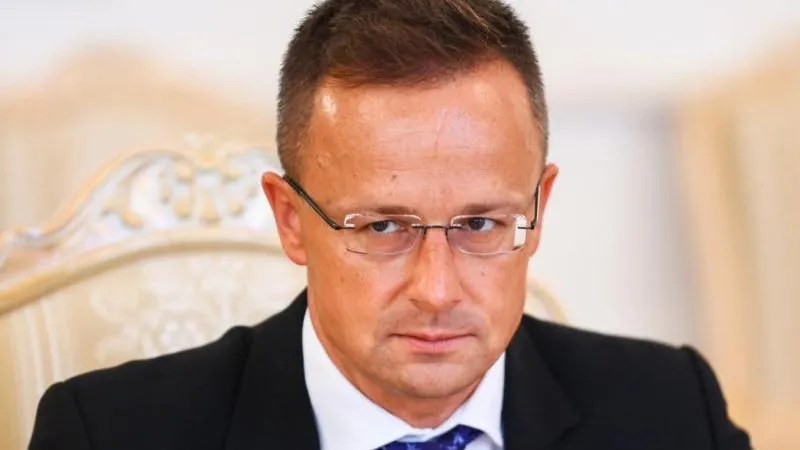 Les autorités hongroises ont lancé une enquête sur les liens de Szijjártó avec la Russie