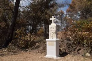 Monument du pèlerinage resté intact