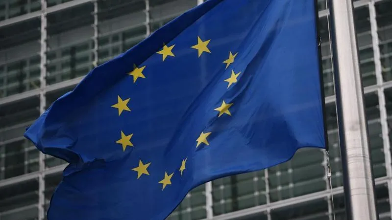 Bloomberg : la Commission propose de supprimer le droit de veto des pays pour l'adhésion à l'UE